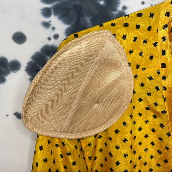 Vintage Russ Black/Yellow Long Sleeve Cheetah Print Blouse - Picture 3 of 5